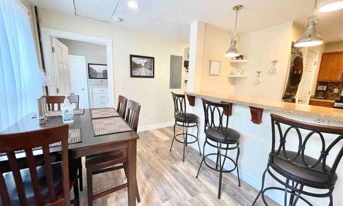 Cheektowaga House | 4 bedrooms & 3 bathrooms | Entire Home For Families 🏠
