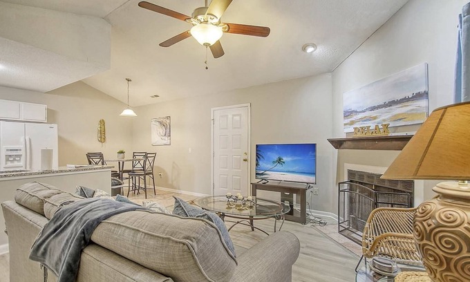 North Charleston House | 4 Beds, Central to Everything, Min from Interstate