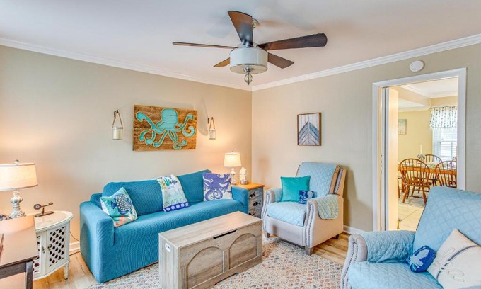 Crescent Beach Apartment | 4 Blocks to Ocean North Myrtle Beach Condo