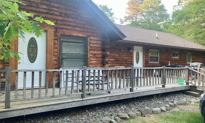Phelps Cabin | 4 Br Cabin Sleeps 11, in Natl Forest, on ATV/Snowmobile trail
