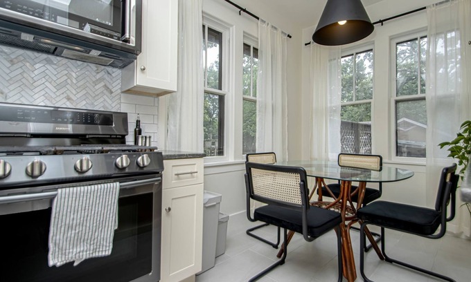 Little Rock House | ☀️ 4 BR Luxe Historic Villa est.1928 ☀️