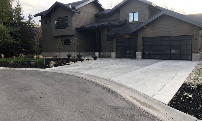 Park Meadows House | 4 BR NEWLY FURNISHED HOME- approx. 5 mins away from PARK CITY & CANYONS RESORTS
