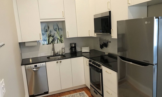Rochester Apartment | #4 Elegant studio w/garage, city nearby