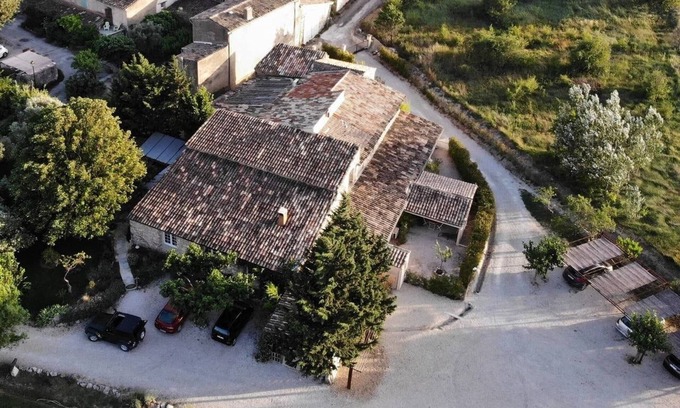 Gordes House | 4 km from Gordes, Gite for 4 people