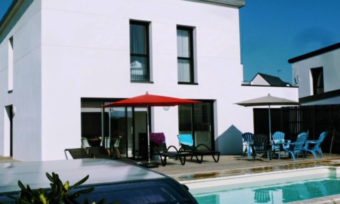 Clohars-Carnoet House | 4 * listed house with sea view and heated pool 5 minutes from the beaches