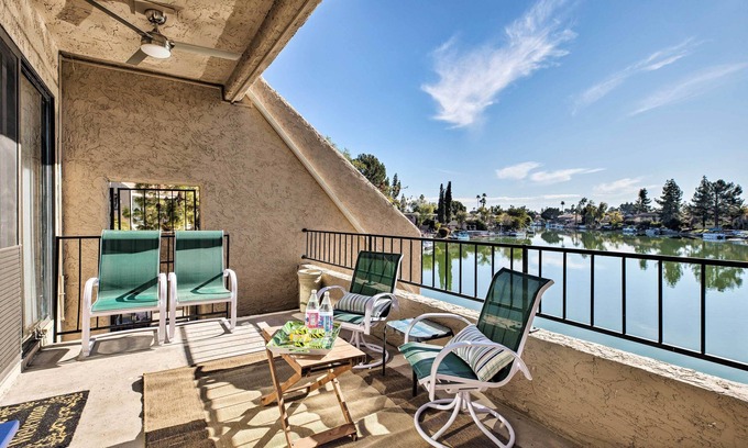 The Lakes Condo | 4 Mi to ASU: Lake-View Tempe Condo w/Pool Access