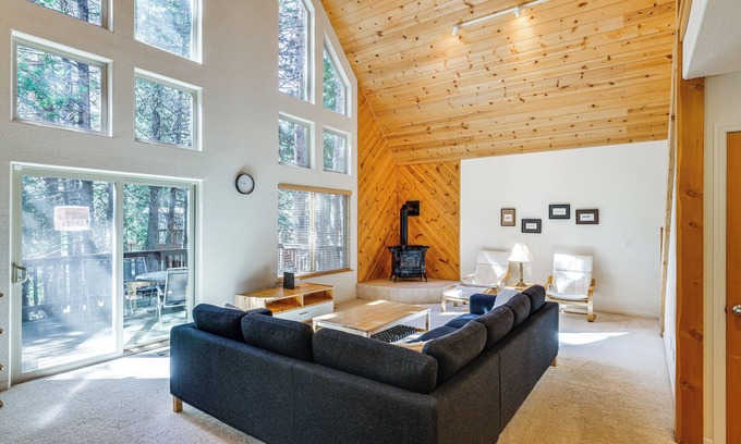 Dorrington Cabin | 4 Mi to Big Trees: Spacious Vacation Rental Cabin!