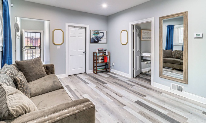 Detroit House | 4 Mi to Dtwn: Detroit Townhome Near North End