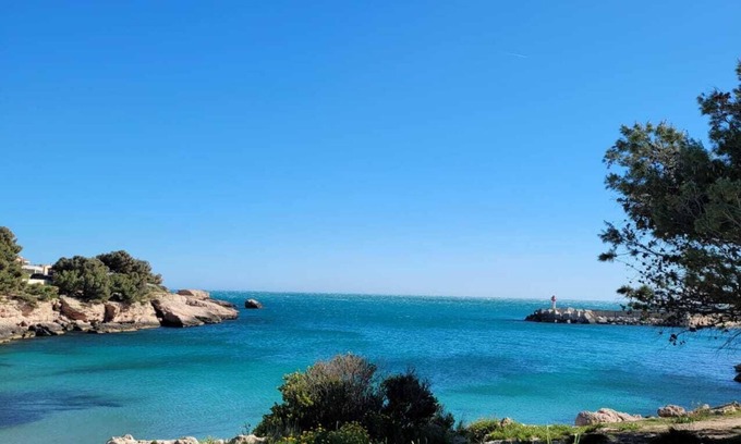 Martigues Apartment | 4-person apartment in Carro, 2 steps from the sea, in a tourist residence