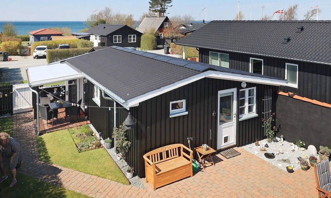 Assens House | 4 person holiday home in Assens