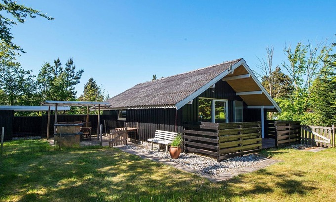 Ringkøbing-Skjern Municipality House | 4 person holiday home in Skjern