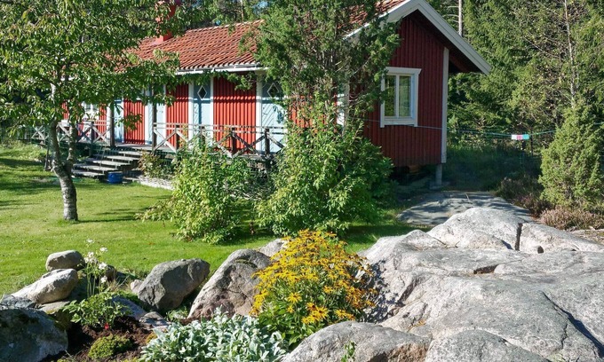 Graso House | 4 person holiday home in GRÄSÖ