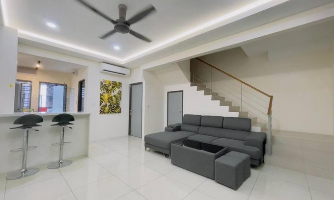 Ijok House | 4 Room Sweet Home 12pax @ Puncak Alam