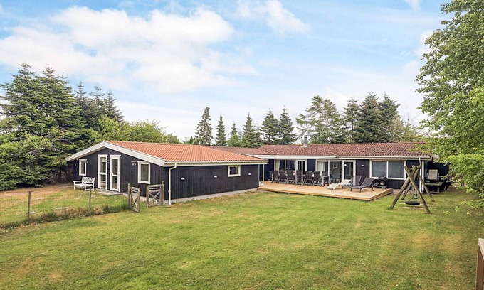 Bøtø By House | 4 star holiday home in Væggerløse