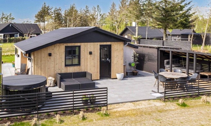 Trend House | 4 star holiday home in Løgstør-By Traum