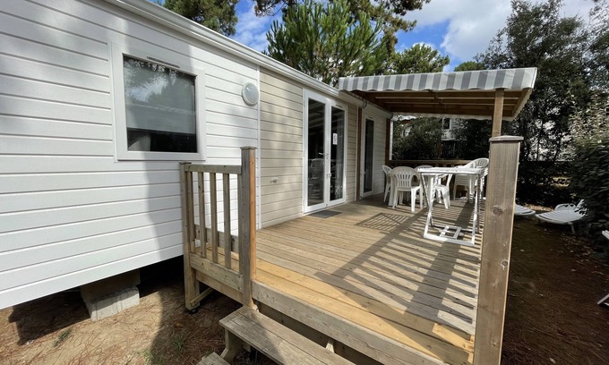 Les Mathes House | 4 to 6 person mobile home in a 4-star campsite