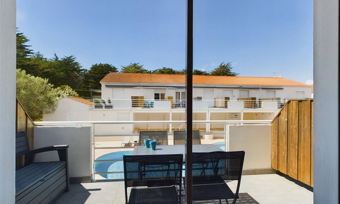 Saint-Jean-de-Monts Apartment | 400m from the beach, flat with pool