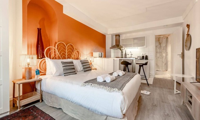 Vivienne Apartment | 41OperaGrandsBoulevardsStudioParis 02AC