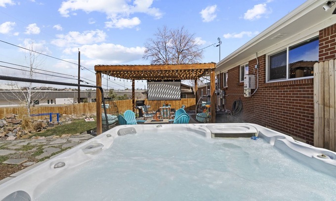 Welby House | 420Friendly PS5 Hottub Arcade PoolTable Theater