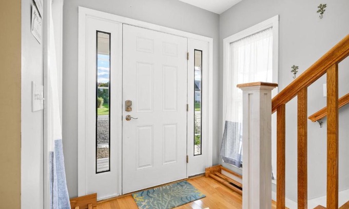Sandwich House | 43 Tupper Avenue Sandwich- Mermaid Rose