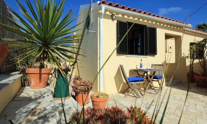 Praia das Macas Cottage | 450 Meters from the beach, Modern Cottage for 2.