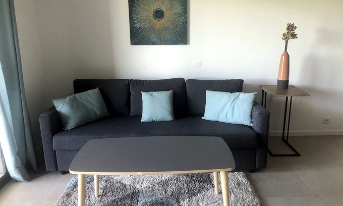 Porto-Vecchio Apartment | 45m² apartment with terrace near port
