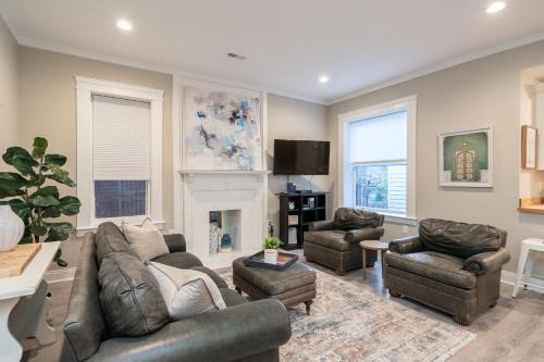 Central West End House | 4632 Second Floor Historic Haven