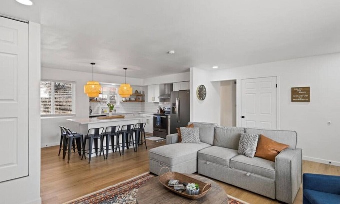 Northeast Colorado Springs House | 4899 Sonata Whole House · Stylish 6 bedroom home-sleeps 16