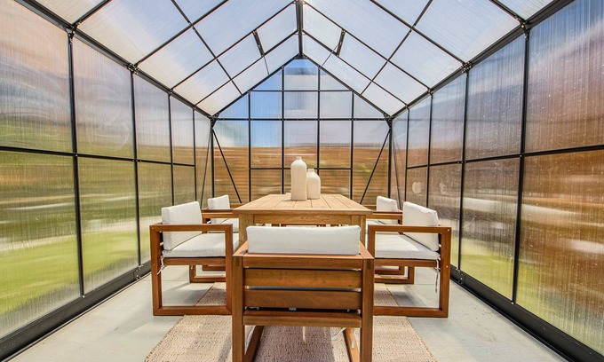 Los Feliz House | 4BD LA Villa with Jacuzzi, Sauna, and Outdoor Blis