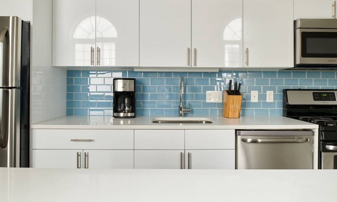 Downtown Boston Apartment | 4br/2ba | 200mbps Internet | Luxury Keyless Entry