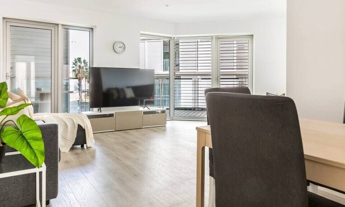 Diagonal Mar i el Front Maritim del Poblenou Apartment | 4BR - 2BH LUXURY FLAT on FIRST LINE from the BEACH
