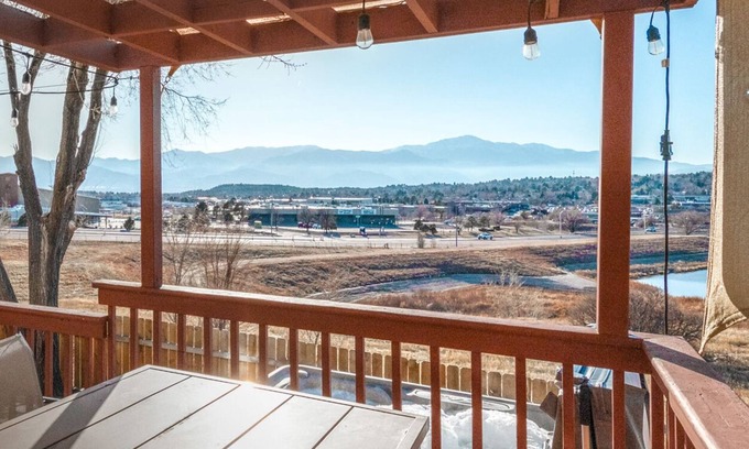 Cimarron Hills House | 🏔 4BR - Arcade - Hot Tub - Foosball- Cozy Mountain View Home!