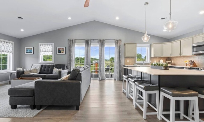 Plymouth House | 4br Track View Townhome Next to Road America