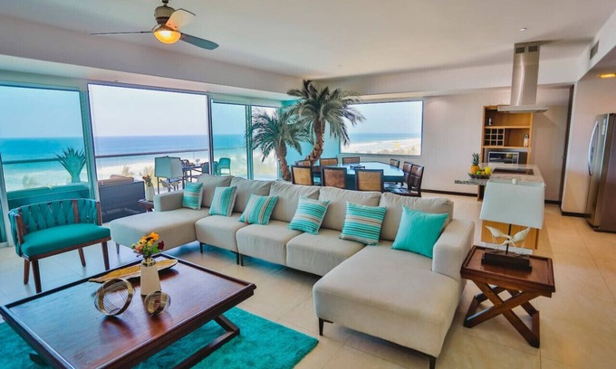 Cerritos Condo | 4G Beachfront condo with amazing views