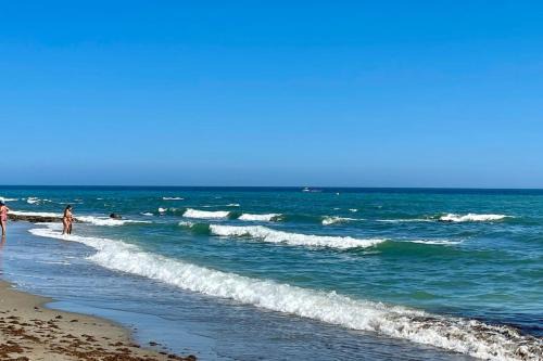 El Faro Apartment | 4New, 2 bed 2 bath Apartment Built 2024 with Community Pool and local beach