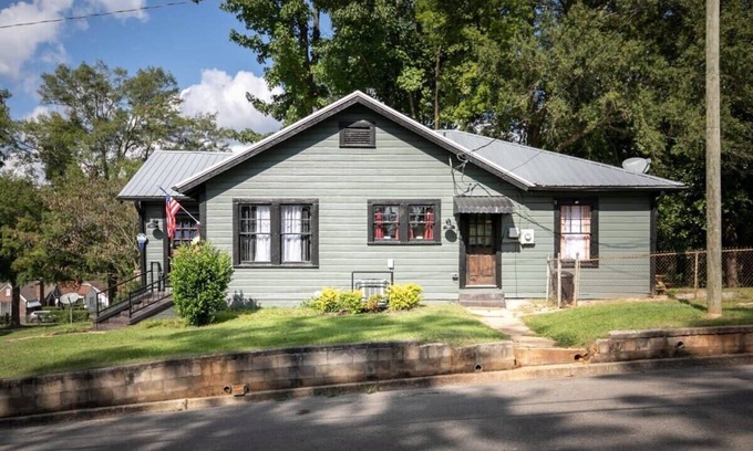 Crestline Heights House | 4th Ave East Lake Stunner
