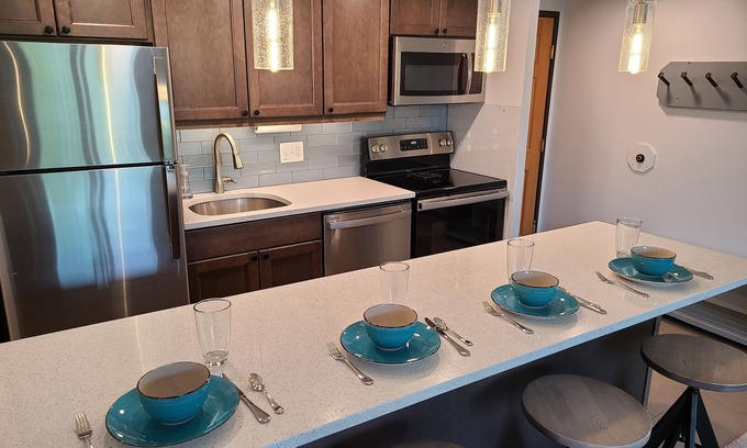 Peak 9 Condo | 4th Floor, Spectacular Views, Ski-in/Ski-out, Newly Remodeled, Walk to Town