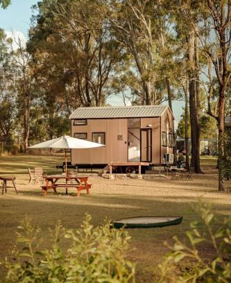 Jimboomba House | 5 Acre Retreat Jimboomba Loft by Tiny Away