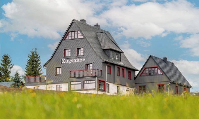 Waldidylle Apartment | 5* Apartment Wide View