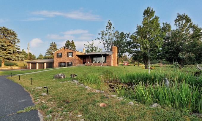 Gaylord House | 5 BD Charming Home in Gaylord Sleeps 16 Indoor Pool Hot Tub Game Room