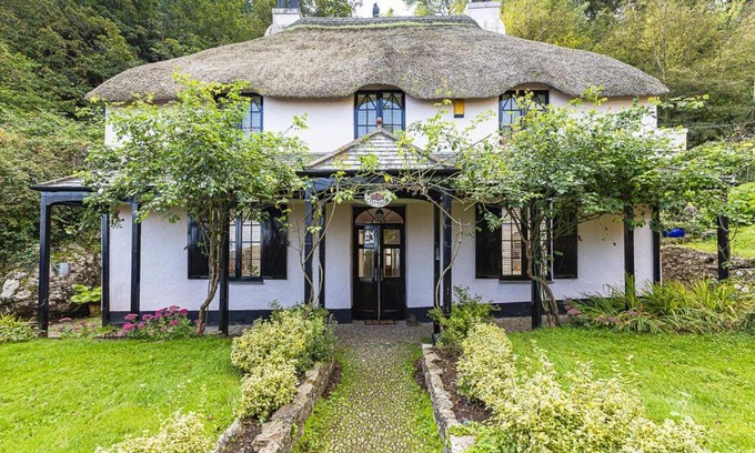 Babbacombe House | 5 Bed - Rose Cottage