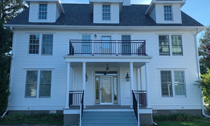 Egg Harbor House | 5 Bedroom all with Private bath - Home Port Door County