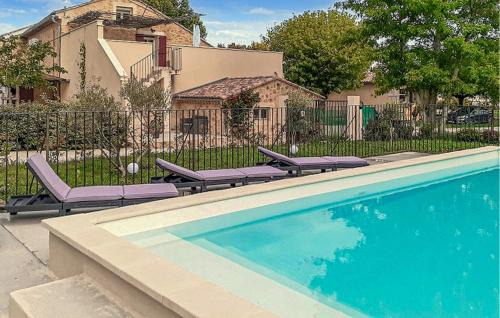 Piolenc House | 5 Bedroom Cozy Home In Piolenc