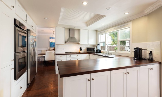 Coronado House | 5 Bedroom Home, 3 Blocks to 4th of July Parade!