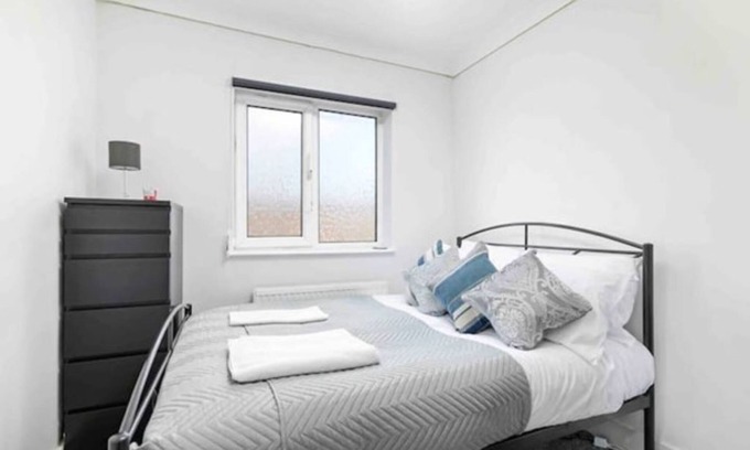 Chapel End House | 5 BEDROOM HOUSE IN WALTHAMSTOW E17