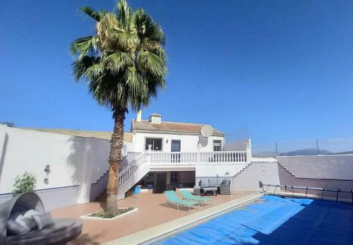 Zagra House | 5 Bedroom House, Private Pool & Outside Kitchen