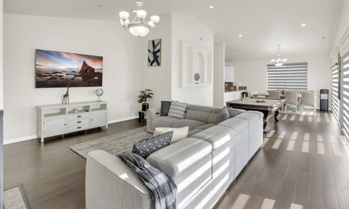 La Presa House | 5 bedroom spacious family retreat