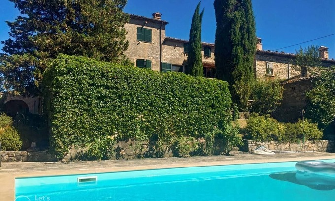 Badia Petroia Villa | 5 Bedroom Villa in Badia Petroia