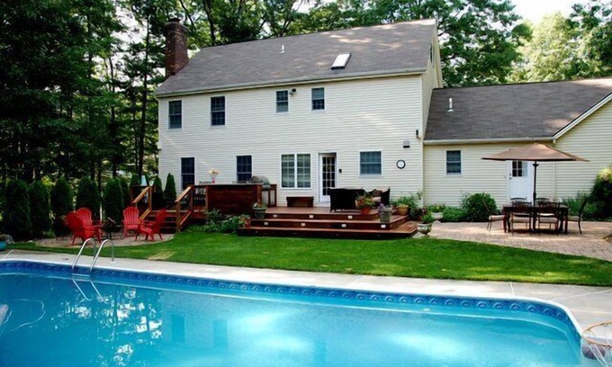 Saratoga Springs House | 5 bedroom with pool and privacy 5 min from town