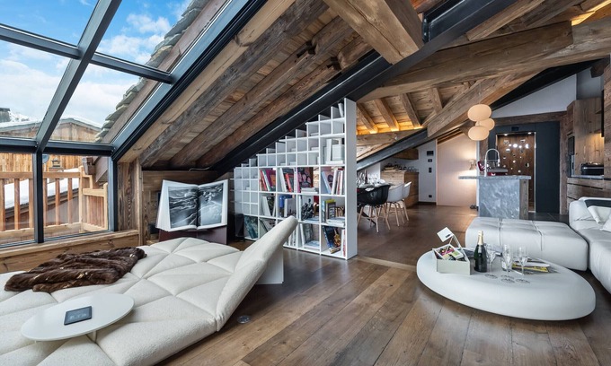 Val-d'Isere Ski Chalet | 5* Design Chalet with pool, hammam, cinema and parking in Val d'Isère